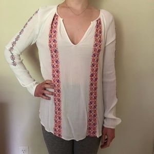 GAP white embroidered peasant top